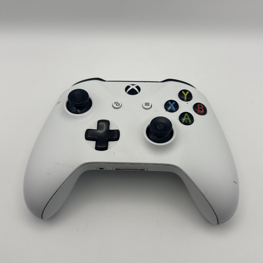 Microsoft 1708 Xbox One Controller - White